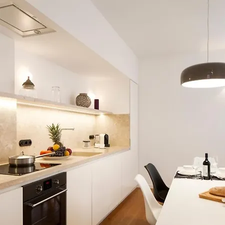 Appartamento Stylish In Chiado Quiet And Lisbona